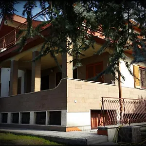 La Casa Degli Oleandri , Roma Italia